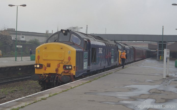 37612/610 at Leicester 1999